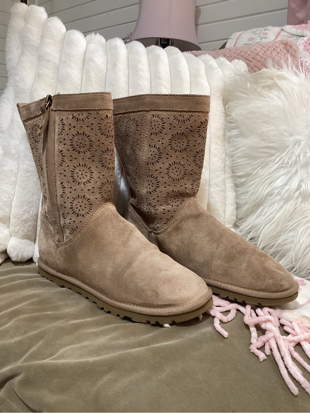 UGG Lo-Pro Shprt Perf Taupe Laser-Cut Suede Mid-Calf Boots